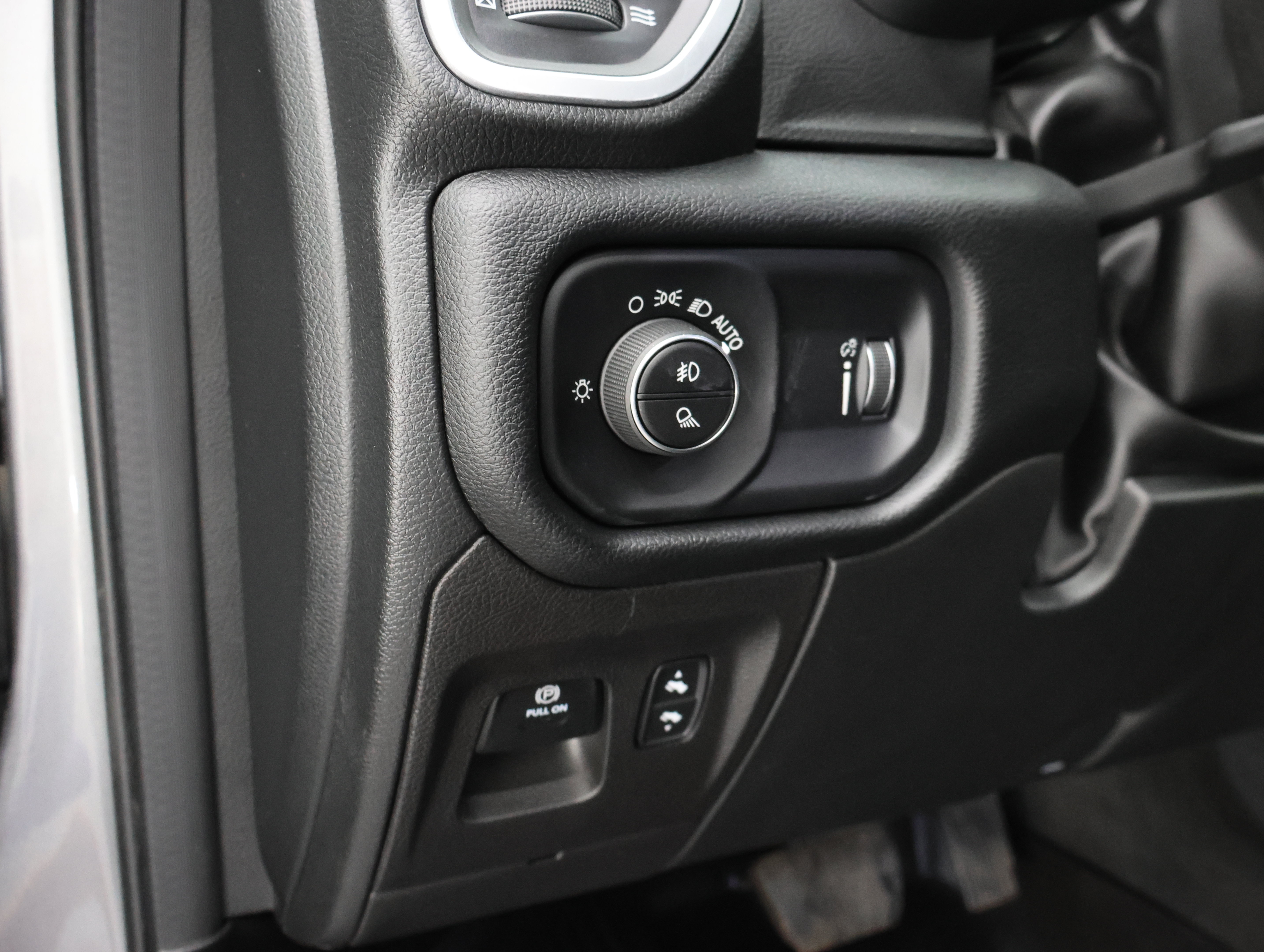 Used 2022 RAM 1500 Big Horn AWD/4WD image 41
