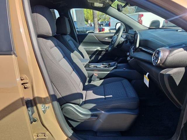 New 2027 Chevrolet Equinox LT w/ Safety and Technology Package FWD image 28