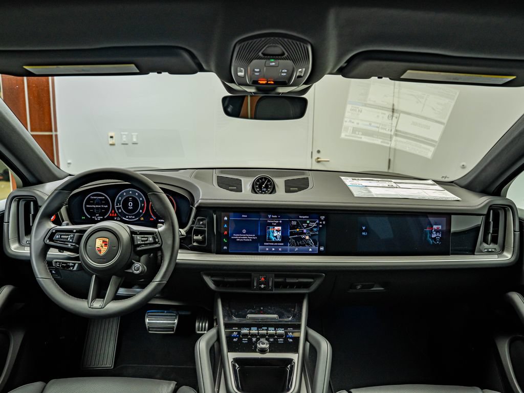 New 2026 Porsche Cayenne Coupe AWD/4WD image 6