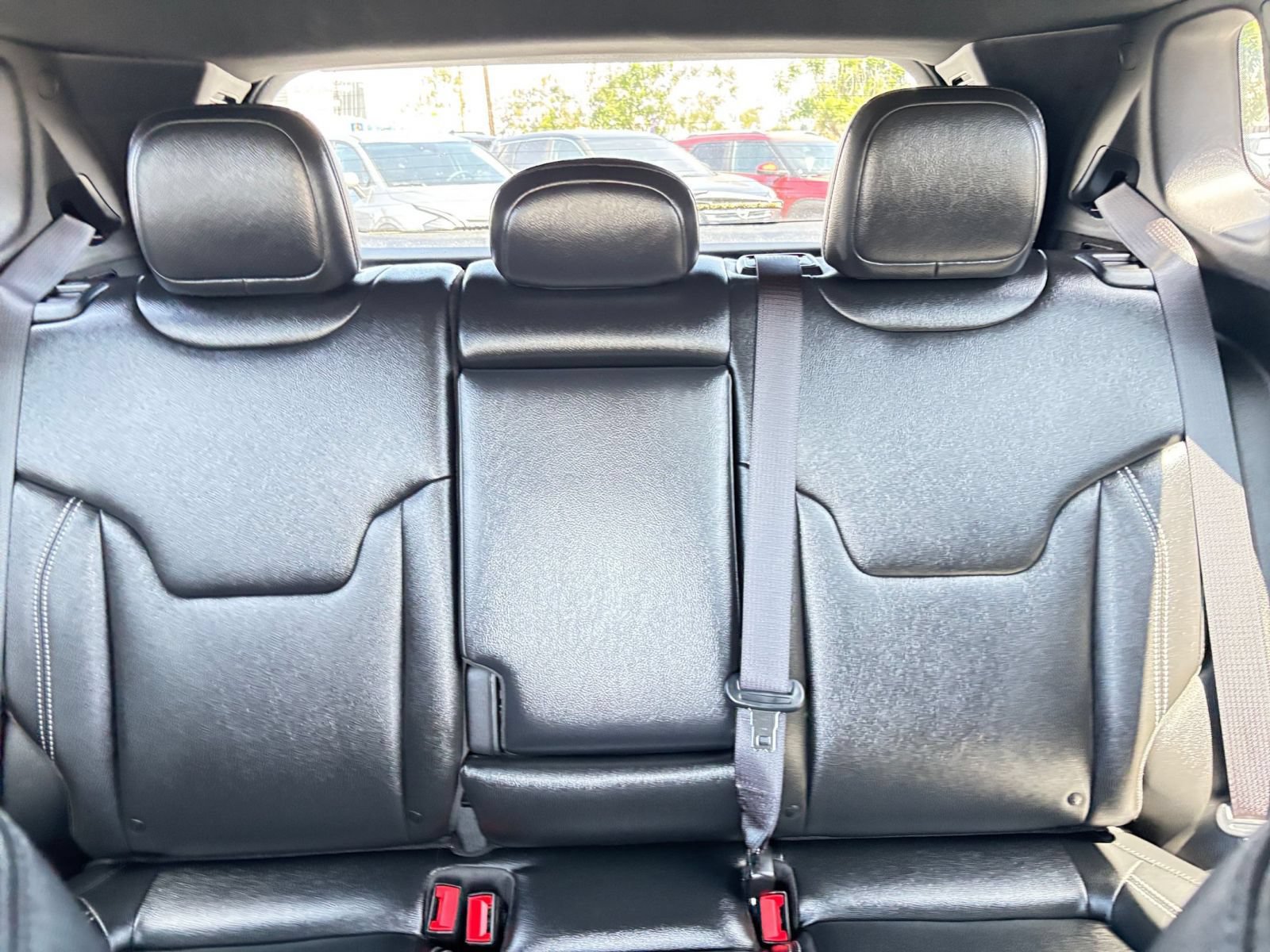 Used 2025 Jeep Compass Limited AWD/4WD image 39