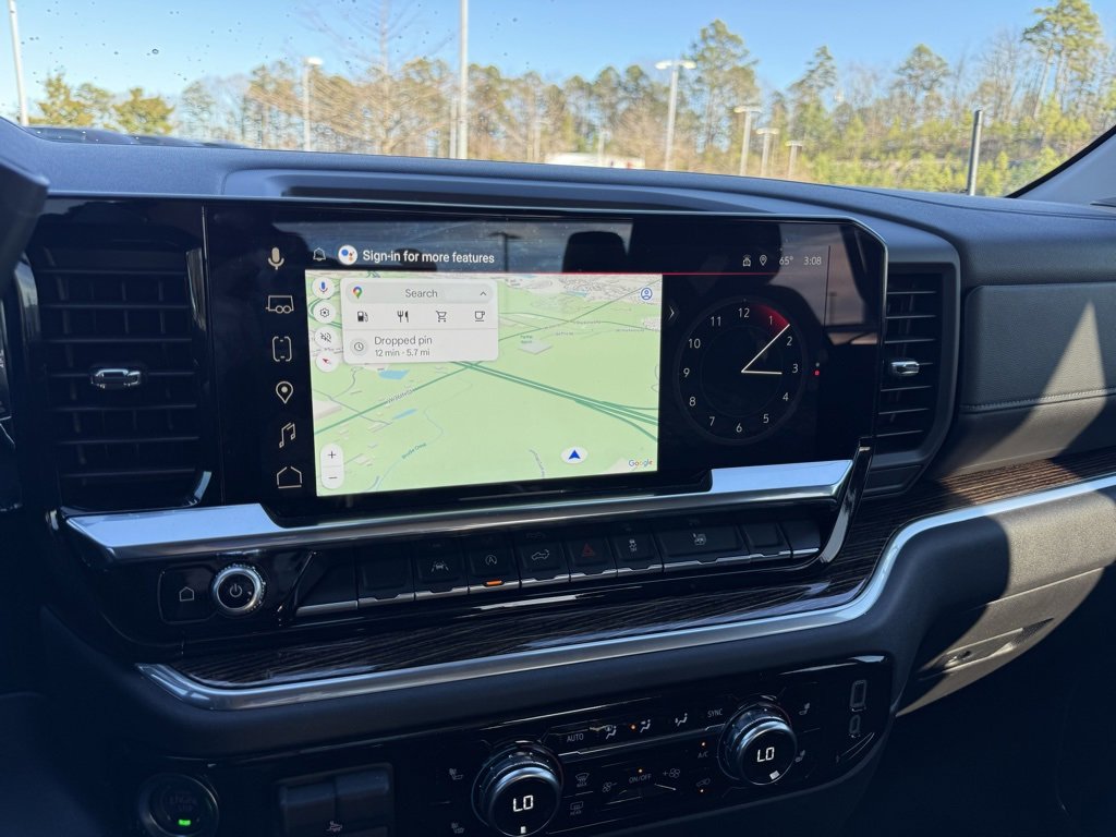 Used 2025 GMC Sierra 1500 SLE image 16