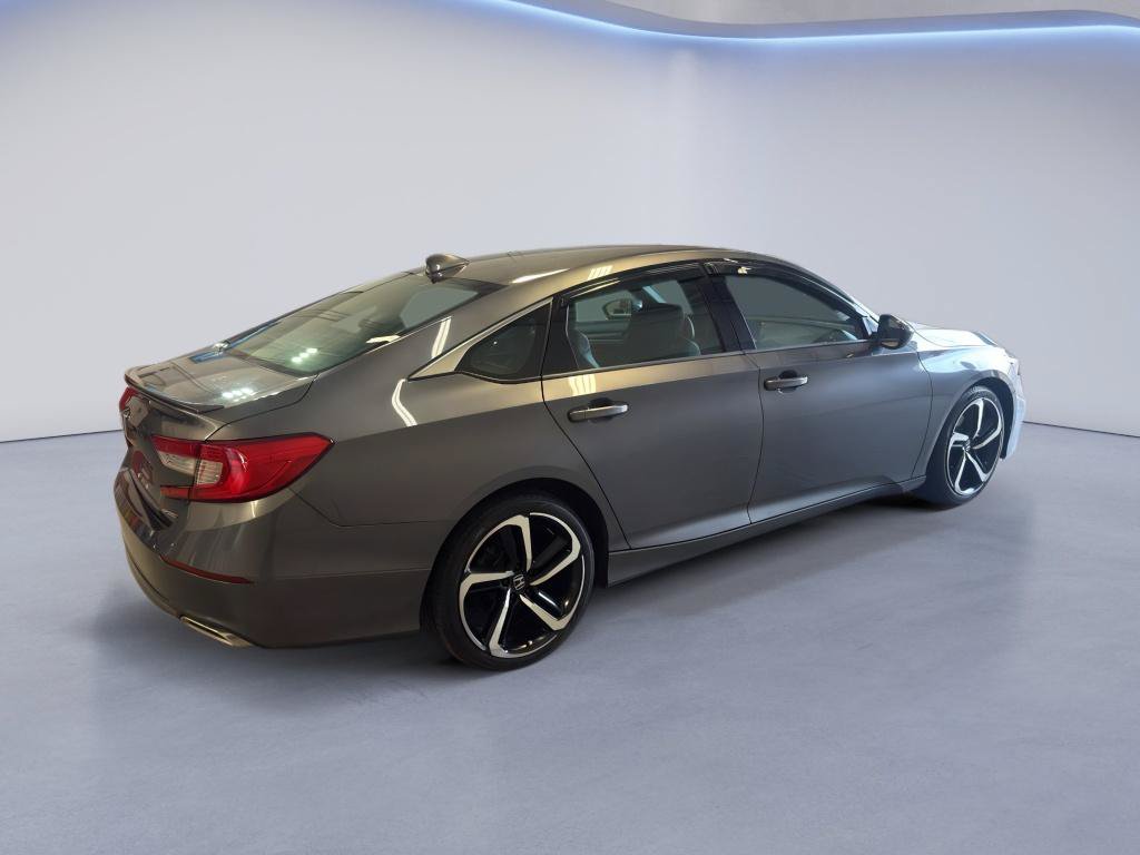 Used 2018 Honda Accord Sport image 8