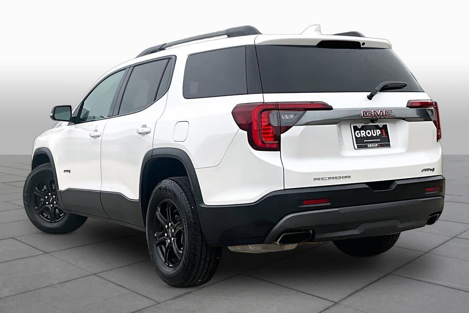 Used 2023 GMC Acadia AT4 w/ Preferred Package AWD/4WD image 12