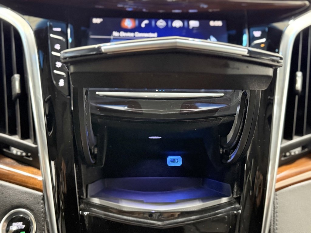 Used 2017 Cadillac Escalade Premium Luxury w/ LPO, Radiant Package image 27