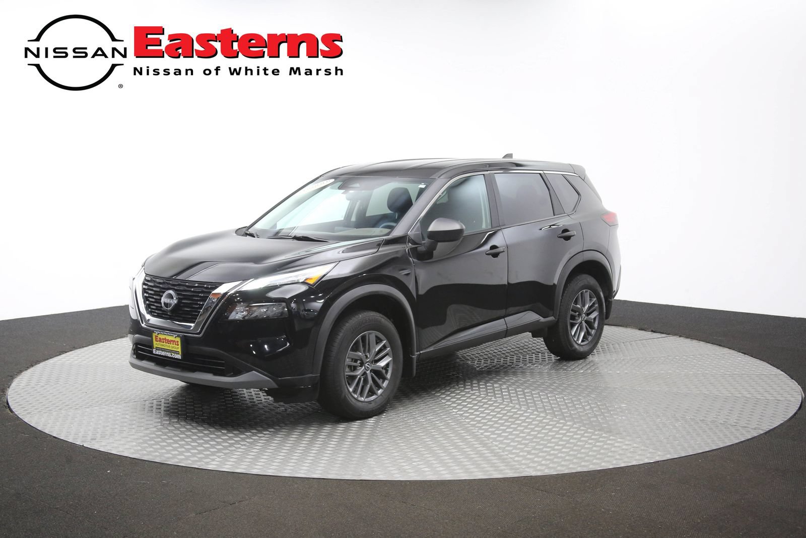 Used 2023 Nissan Rogue S FWD image 55