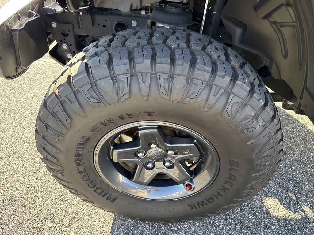 Used 2023 Jeep Gladiator Rubicon w/ LED Lighting Group image 13