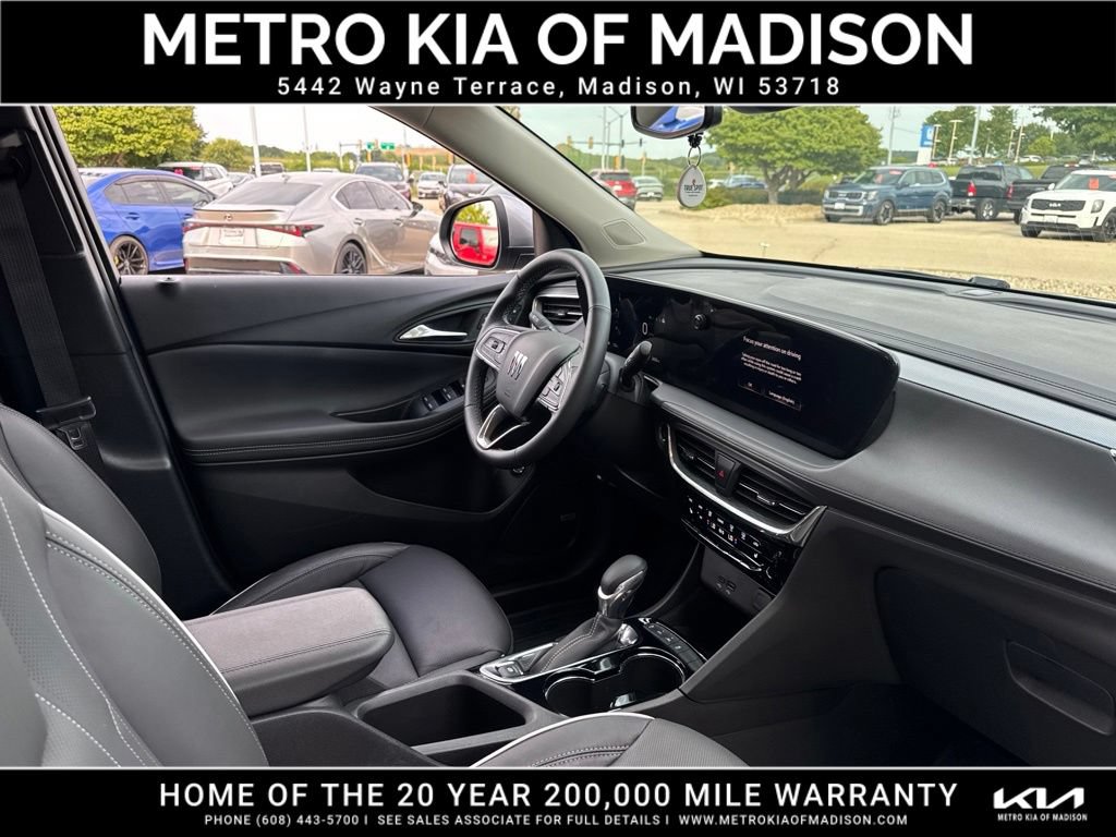 Used 2026 Buick Encore GX Avenir w/ Avenir Convenience Package AWD/4WD image 45