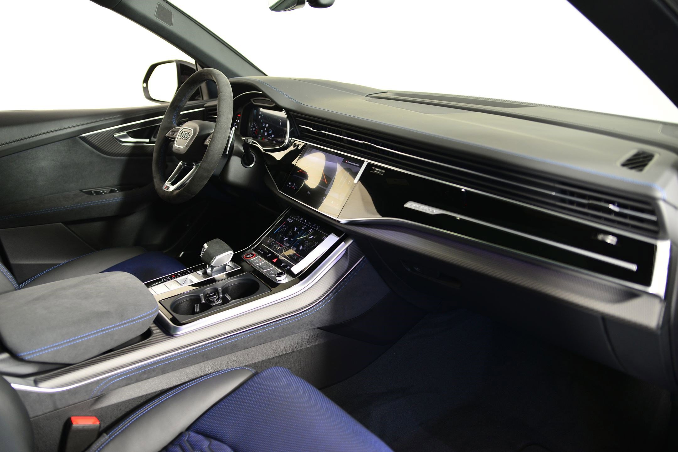 New 2026 Audi RS Q8 performance image 18