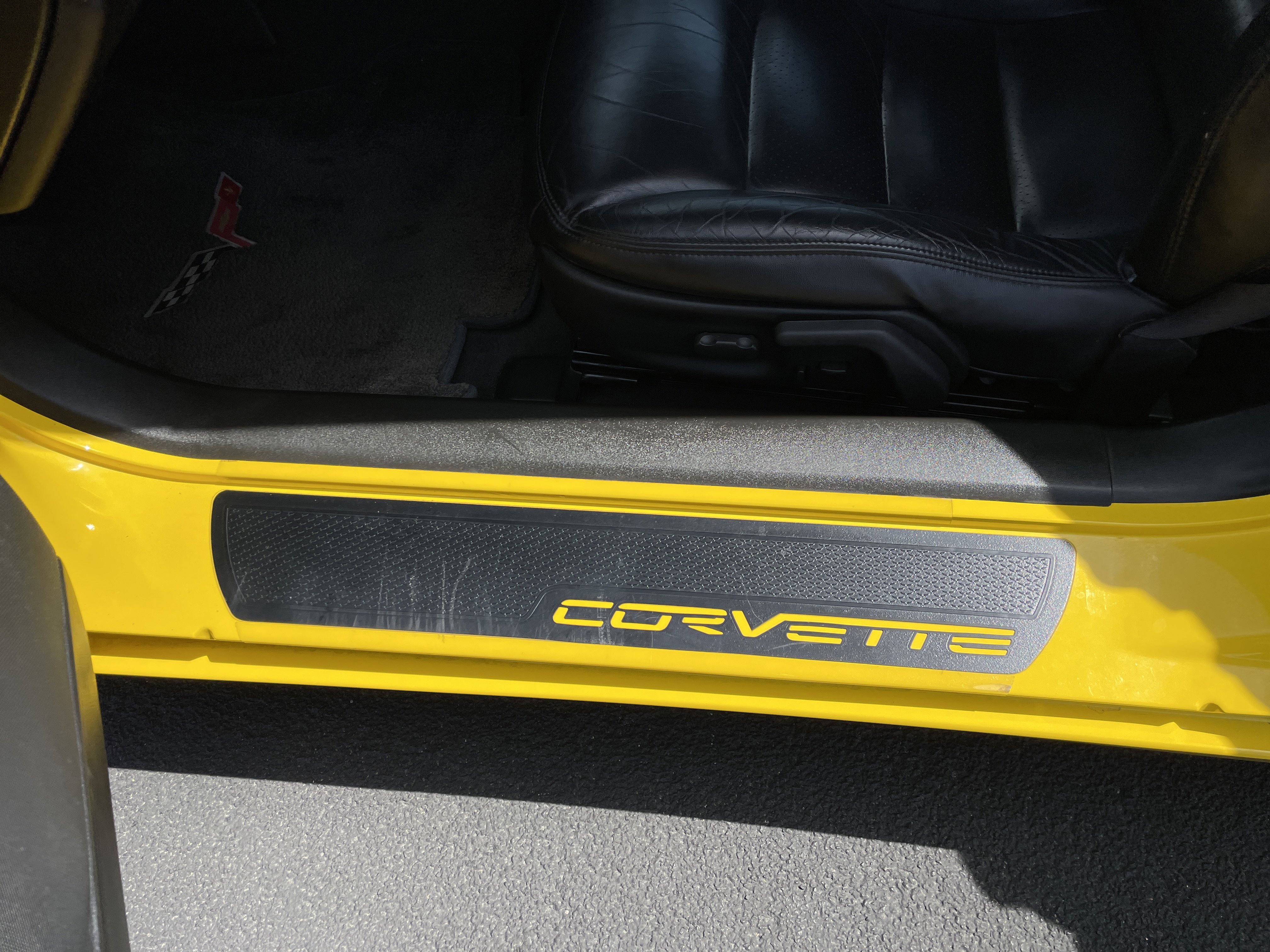 Used 2005 Chevrolet Corvette Convertible w/ Preferred Equipment Group RWD image 39
