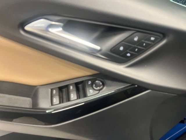 New 2026 Chevrolet Equinox ACTIV w/ Convenience Package III AWD/4WD image 24
