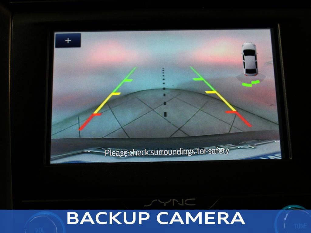 Certified 2020 Ford Fusion SE image 3