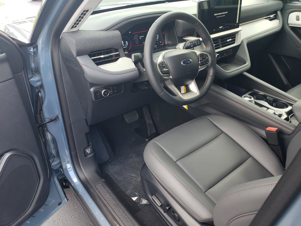 New 2026 Ford Explorer Active w/ Active Comfort Package AWD/4WD image 6