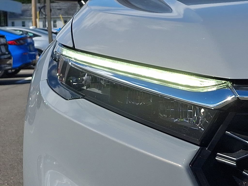 Used 2023 Honda CR-V LX image 9