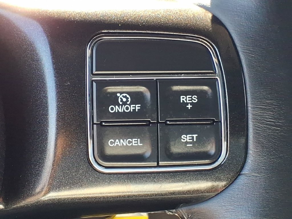 Used 2017 Jeep Wrangler Unlimited Rubicon AWD/4WD image 8