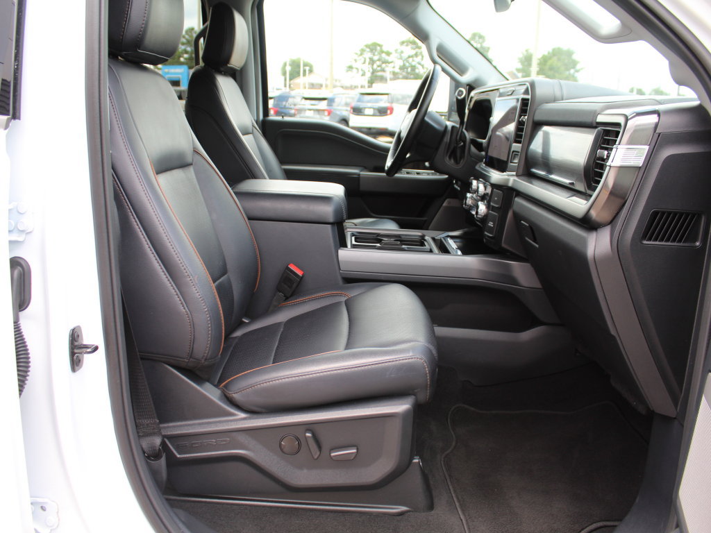 Used 2026 Ford F250 Lariat AWD/4WD image 14