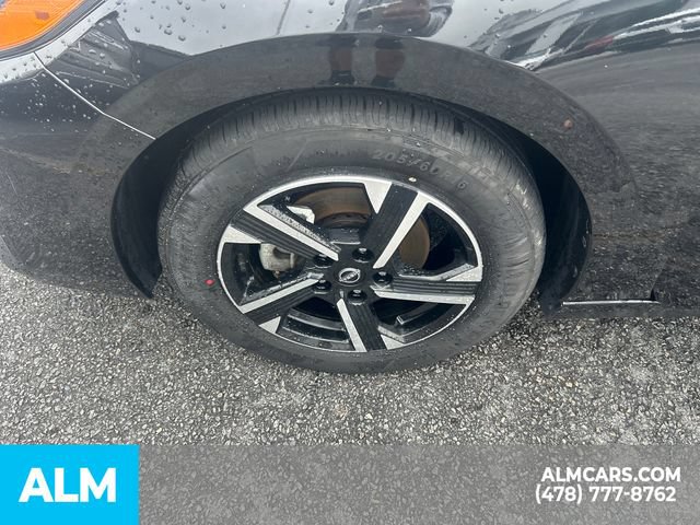 Used 2024 Nissan Sentra SV FWD image 11
