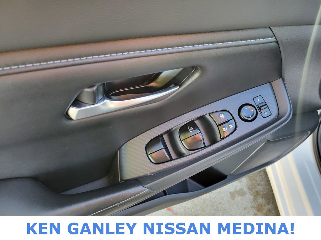 Used 2022 Nissan Sentra SV image 35