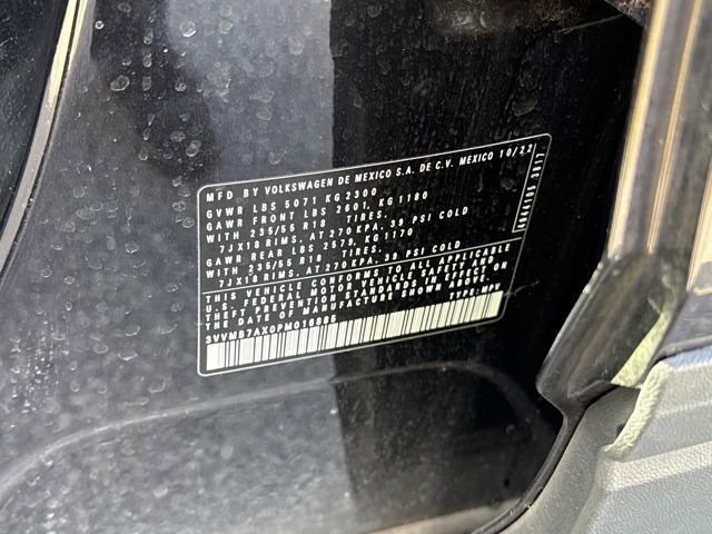 Used 2023 Volkswagen Tiguan SE w/ Panoramic Sunroof Package image 31