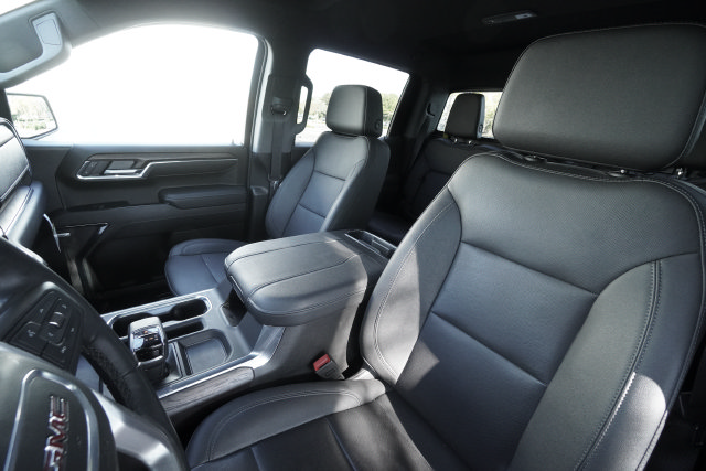 Used 2024 GMC Sierra 1500 SLT w/ SLT Premium Plus Package AWD/4WD image 26