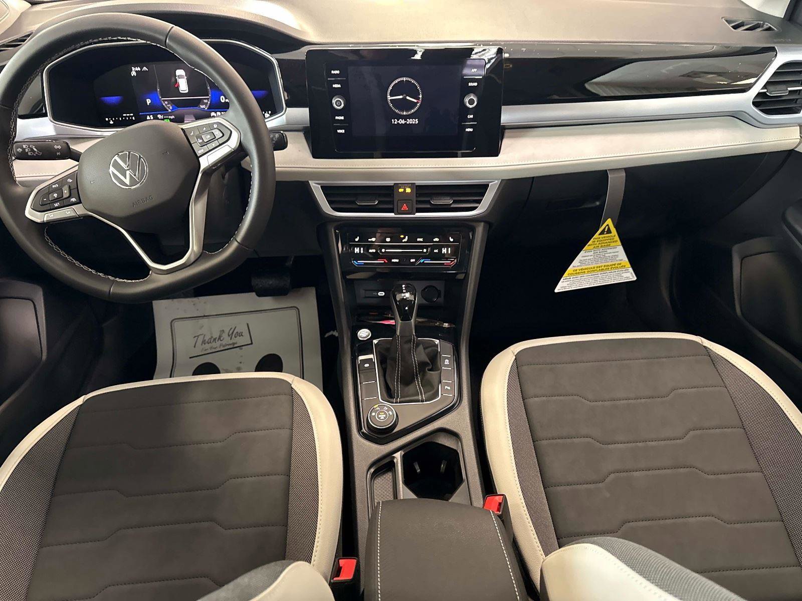 New 2026 Volkswagen Taos SE image 16