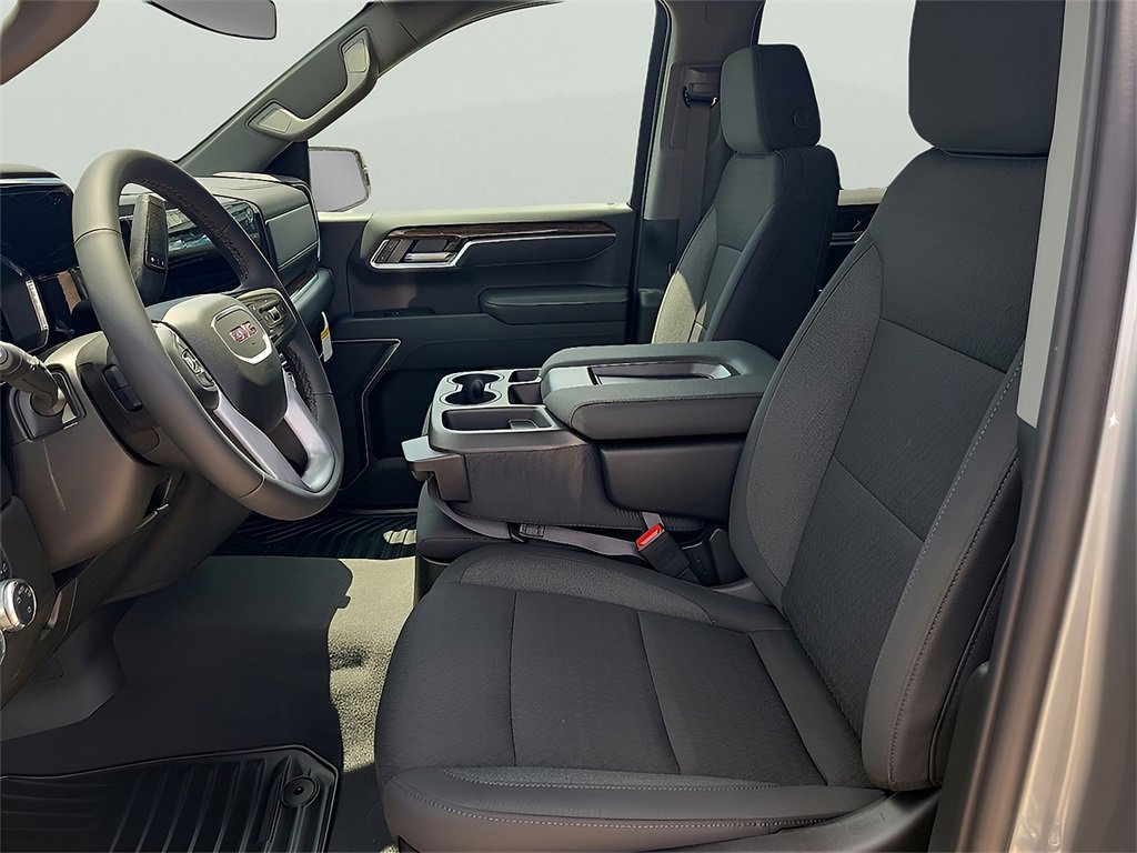 New 2026 GMC Sierra 1500 SLE w/ Preferred Package image 14