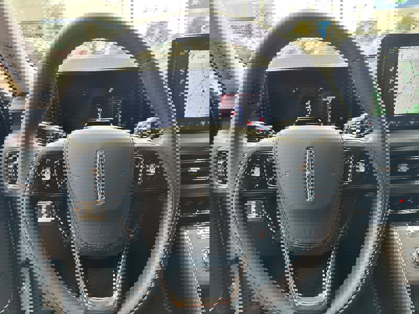 Used 2025 Lincoln Aviator Reserve w/ Illumination Package image 18