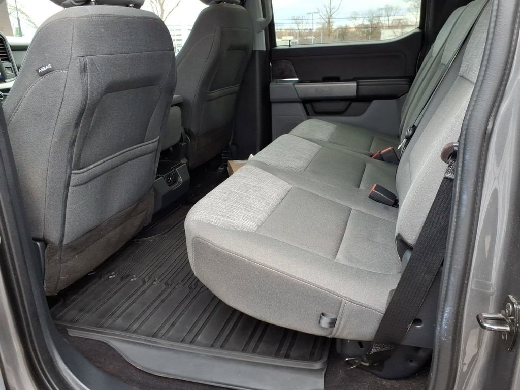 Used 2022 Ford F150 XLT w/ Equipment Group 302A High image 11
