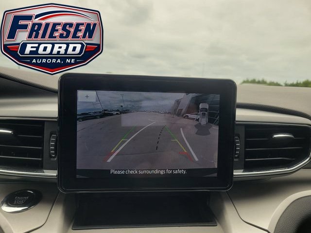 Used 2023 Ford Explorer XLT w/ Equipment Group 202A AWD/4WD image 21