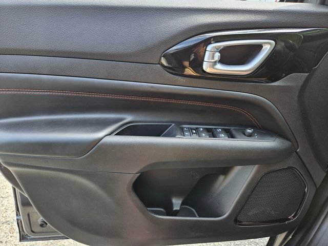 Used 2022 Jeep Compass Trailhawk image 29