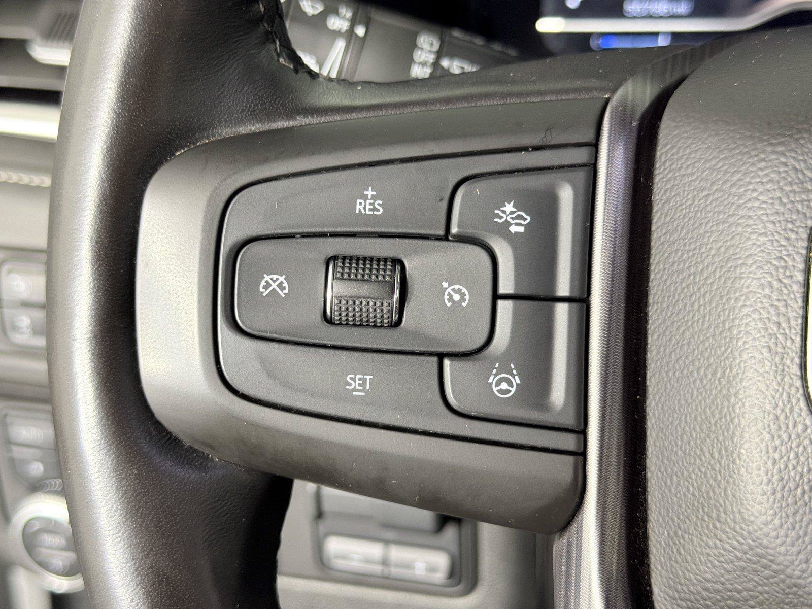 Certified 2023 GMC Yukon XL Denali Ultimate AWD/4WD image 28