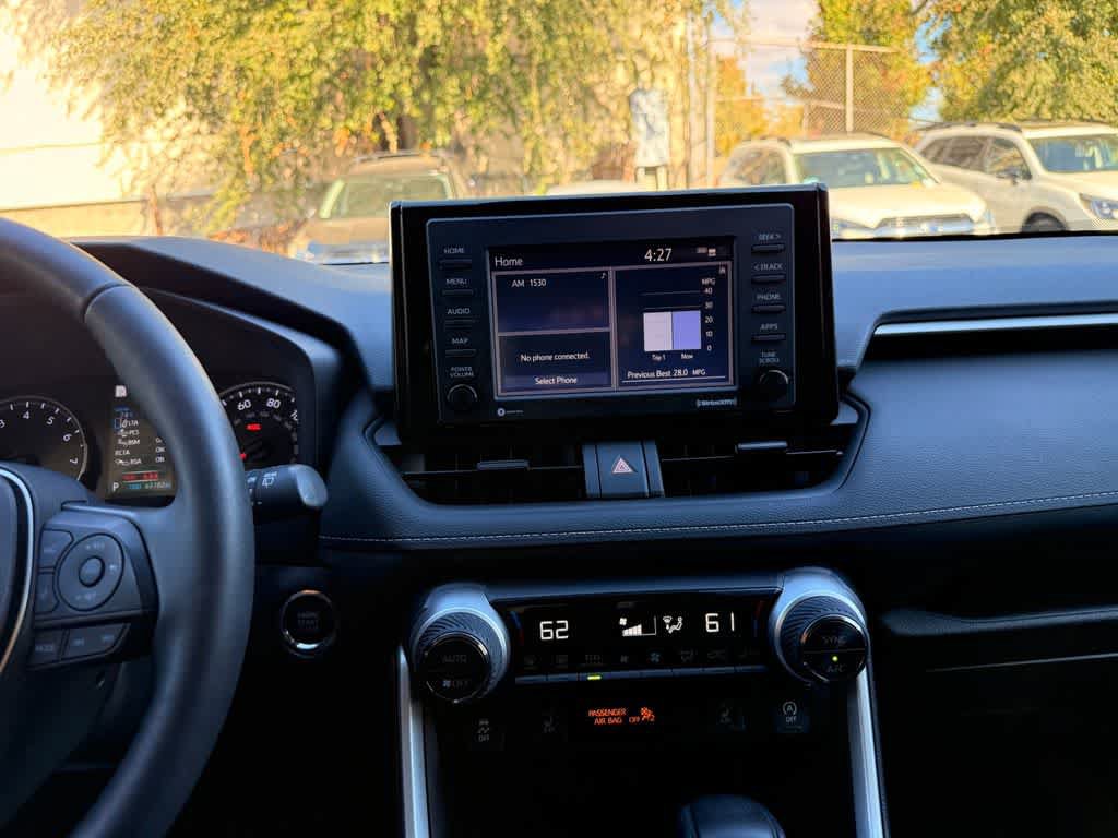 Used 2022 Toyota RAV4 XLE w/ Convenience Package FWD image 17