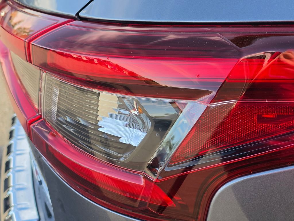 Used 2020 Nissan Rogue Sport SV FWD image 31