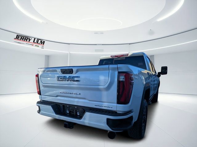 Used 2024 GMC Sierra 2500 Denali Ultimate image 2