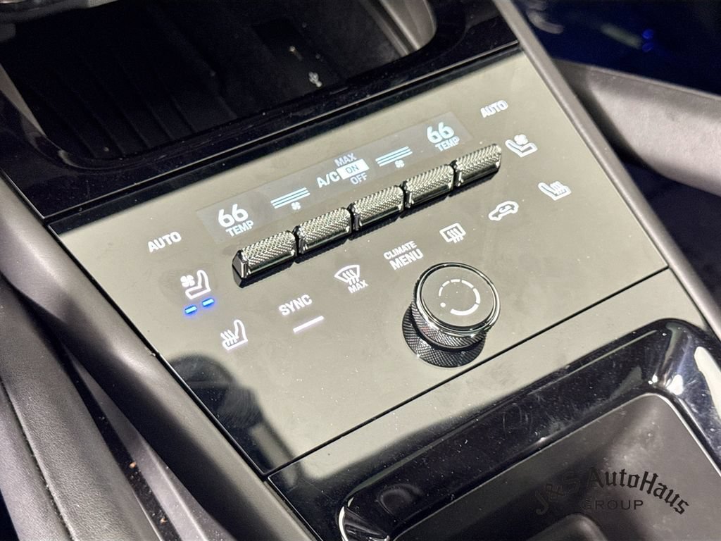 Used 2024 Porsche Cayenne Turbo w/ Premium Package Plus (PP1) AWD/4WD image 21