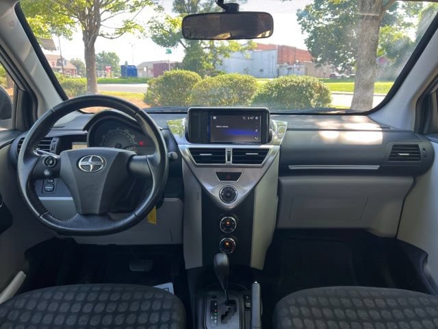 Used 2012 Scion iQ w/ Rear Speaker Pkg FWD image 19