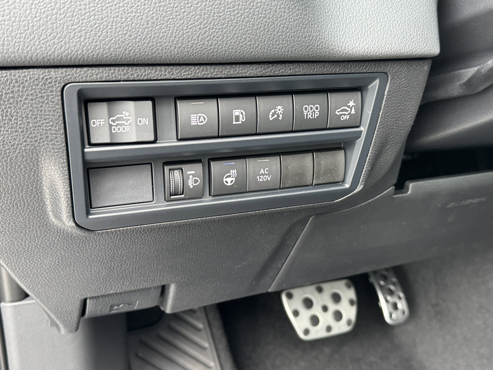 New 2026 Toyota Tundra Limited image 17
