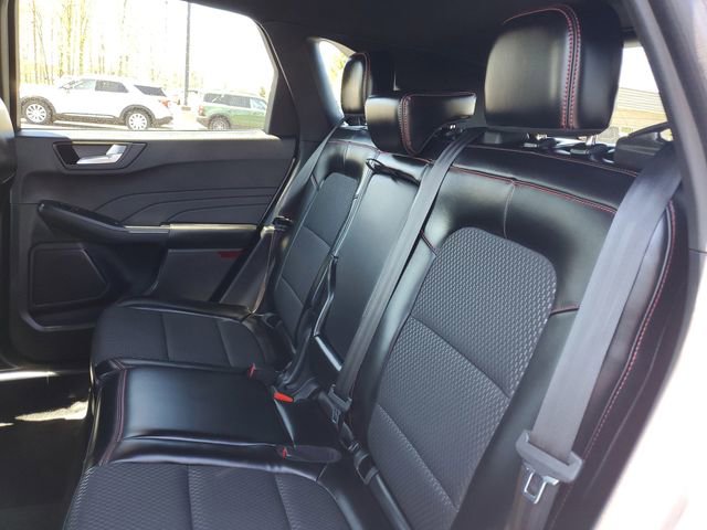 Certified 2024 Ford Escape ST-Line w/ Tech Pack #1 AWD/4WD image 32