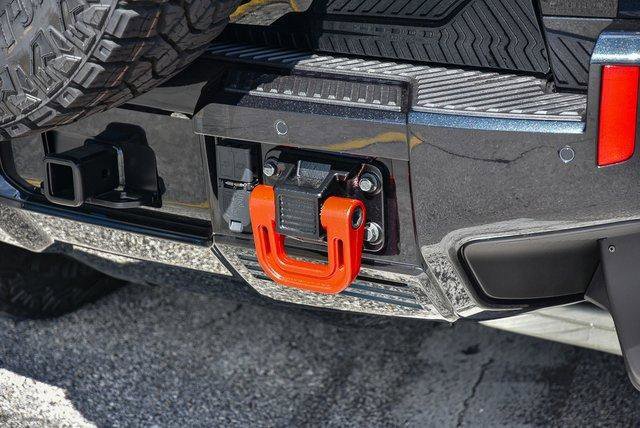 New 2025 GMC Hummer EV 2X w/ Extreme Off-Road Package image 11