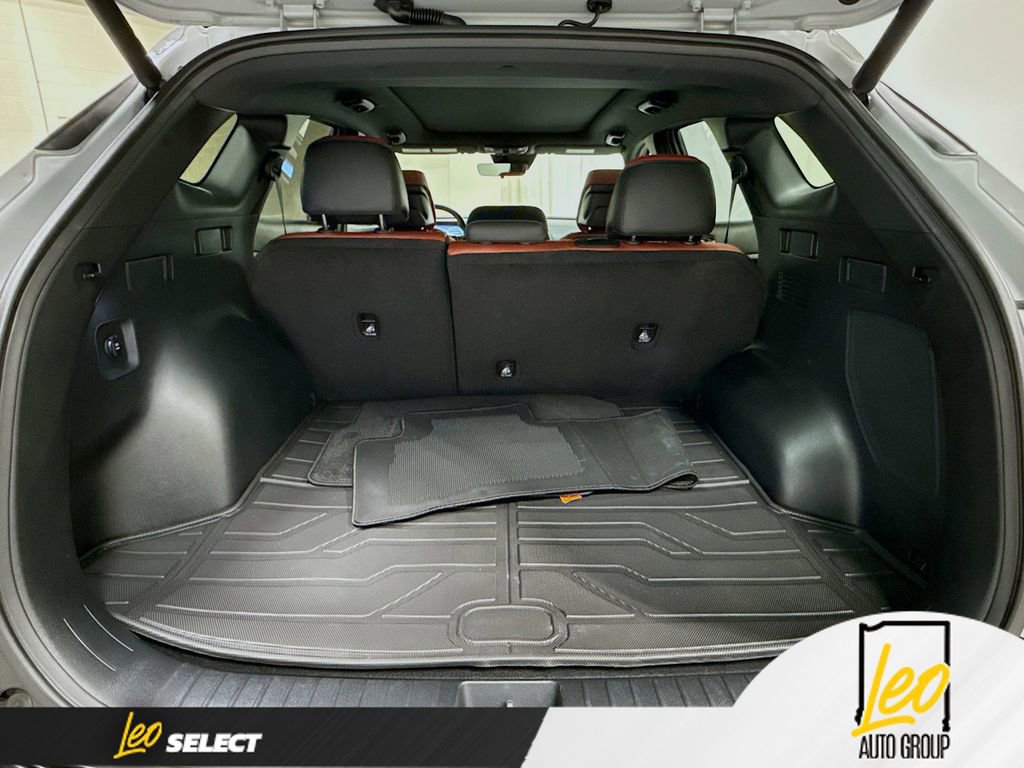 Used 2025 Kia Sportage SX AWD/4WD image 28