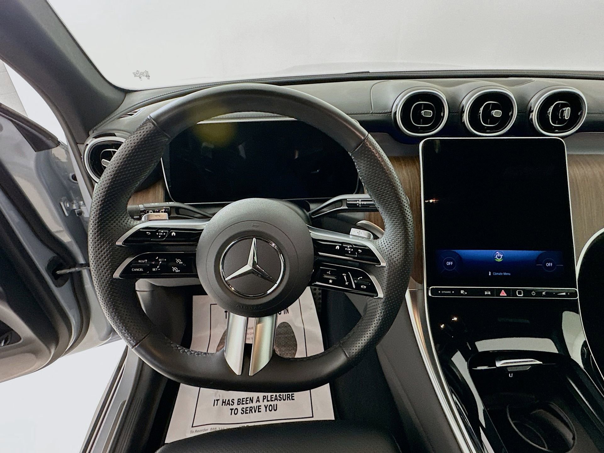 Certified 2025 Mercedes-Benz GLC 300 4MATIC image 12