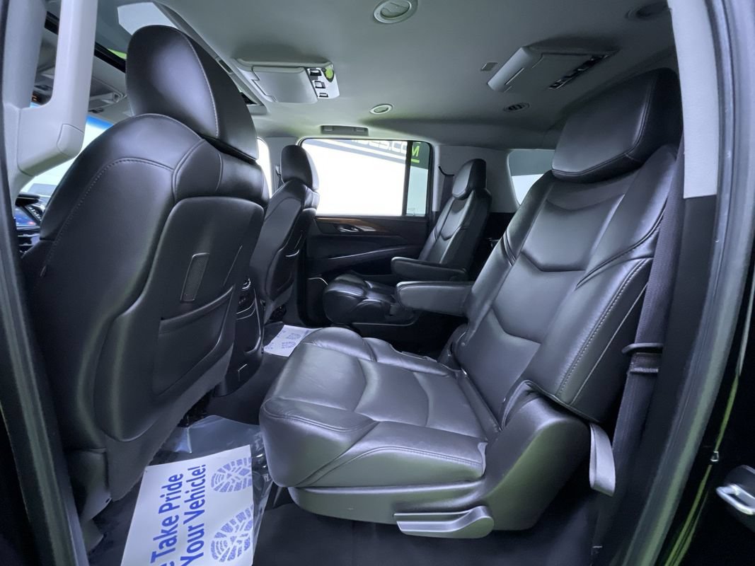Used 2017 Cadillac Escalade ESV Premium Luxury AWD/4WD image 27