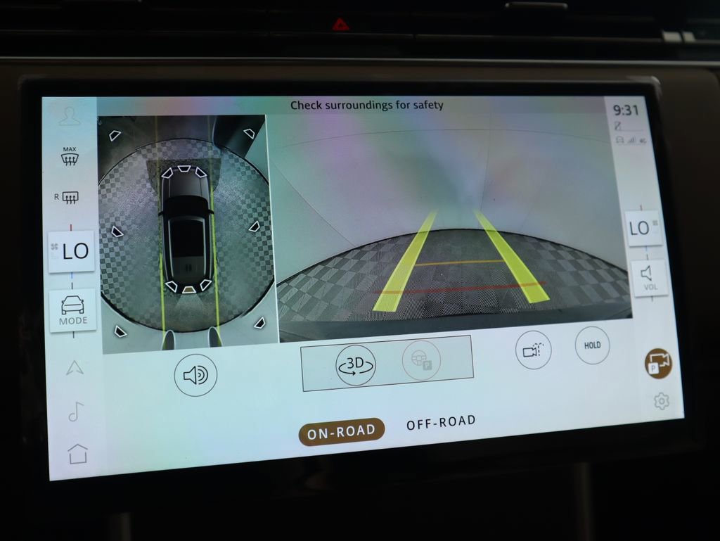 New 2025 Land Rover Range Rover Long Wheelbase SE image 16