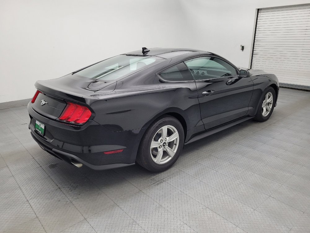 Used 2020 Ford Mustang Coupe RWD image 10