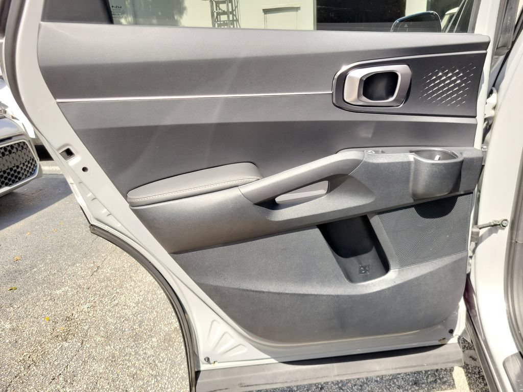 Certified 2026 Kia Sorento S FWD image 12