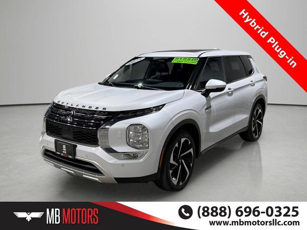 Used 2023 Mitsubishi Outlander SE