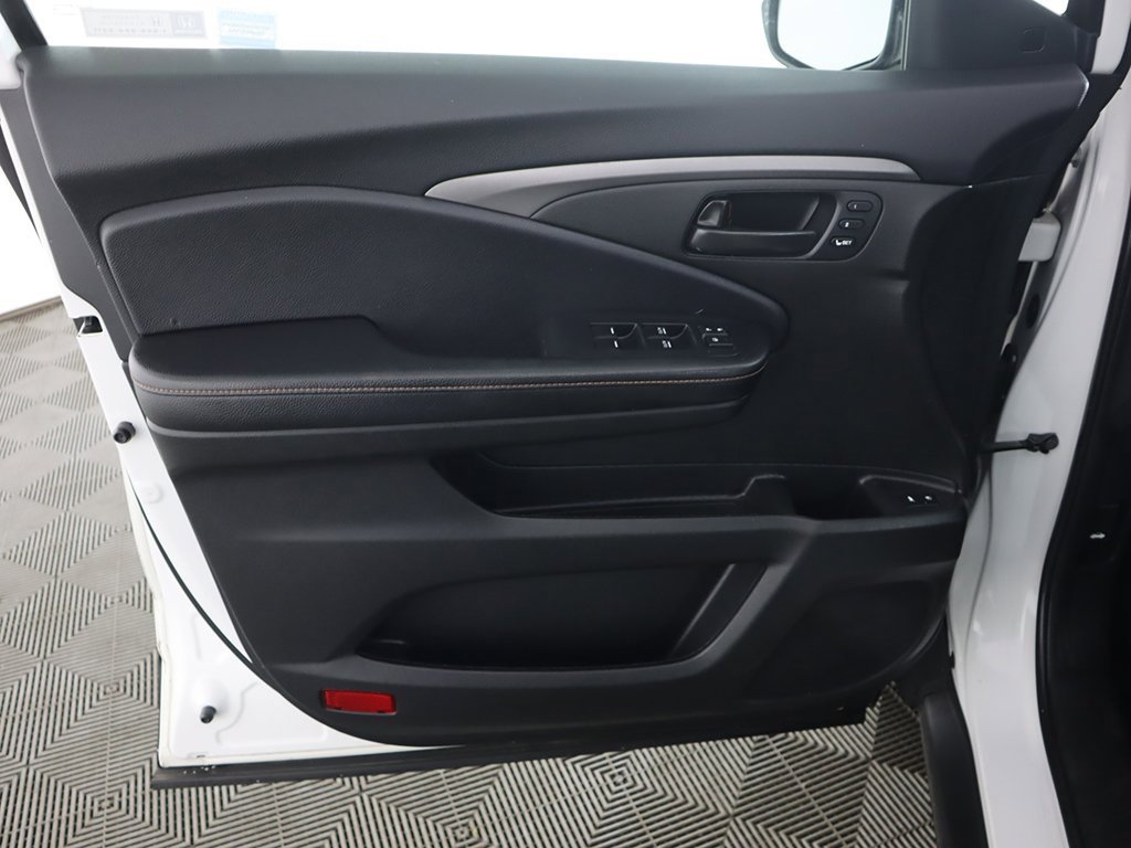 Used 2022 Honda Passport TrailSport image 25