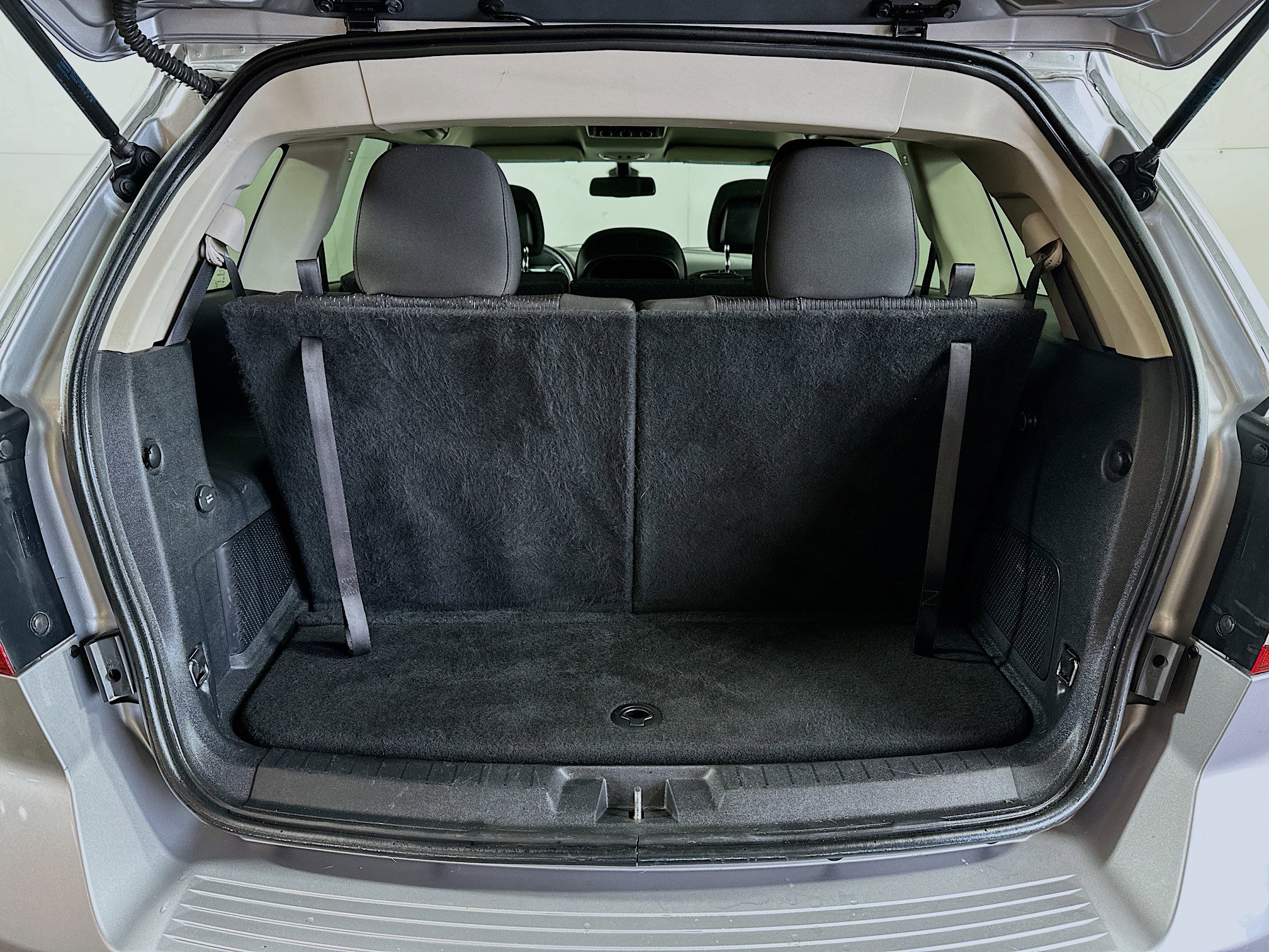Used 2019 Dodge Journey SE image 24