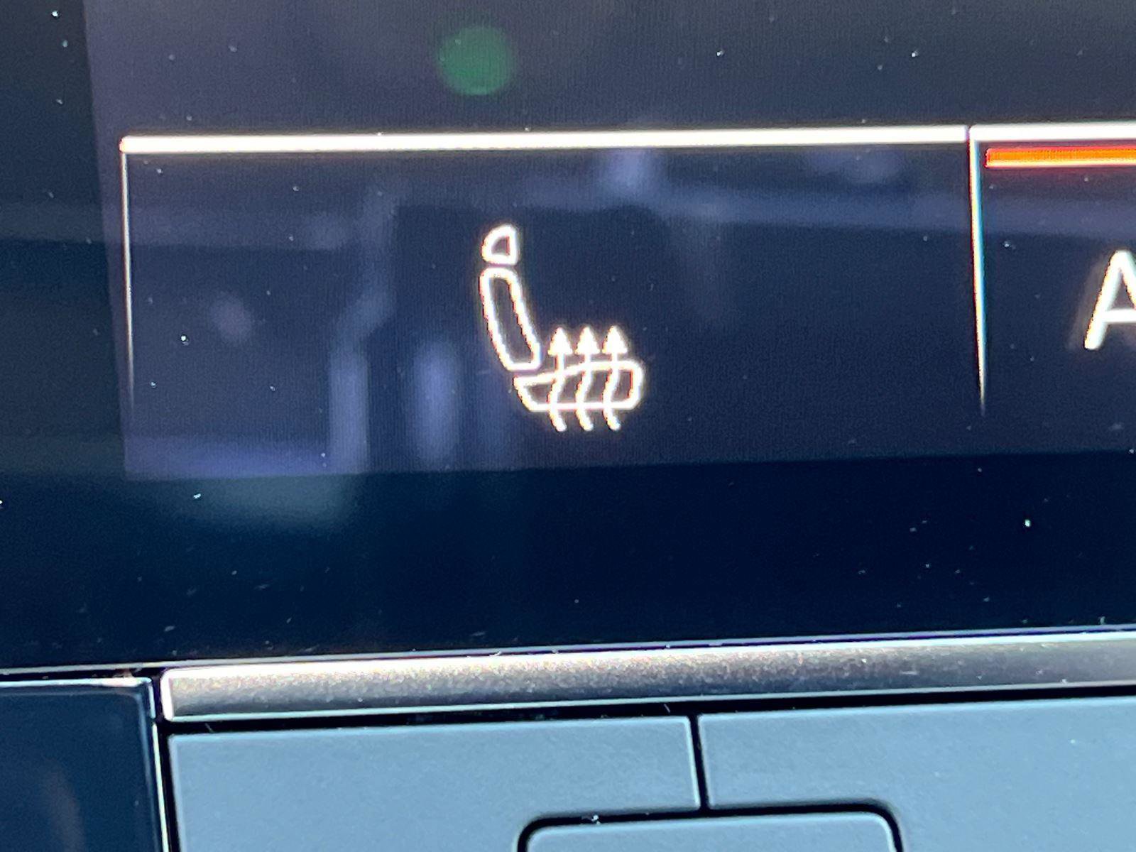 Certified 2025 Audi Q7 3.0T Premium w/ Convenience Package image 32