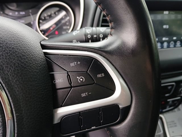 Used 2019 Jeep Compass Latitude AWD/4WD image 32