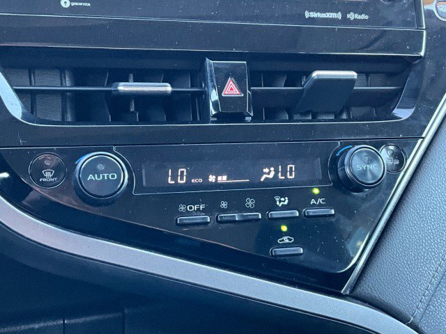 Used 2021 Toyota Camry XSE FWD image 21